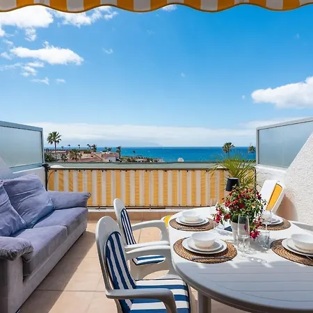 Apartmán Bright 1br With Ocean Views & Pool *