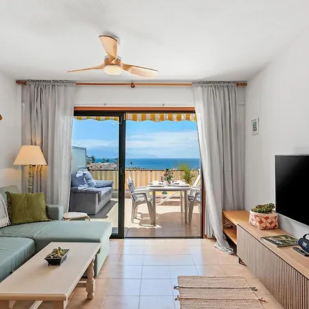 Apartmán Bright 1br With Ocean Views & Pool